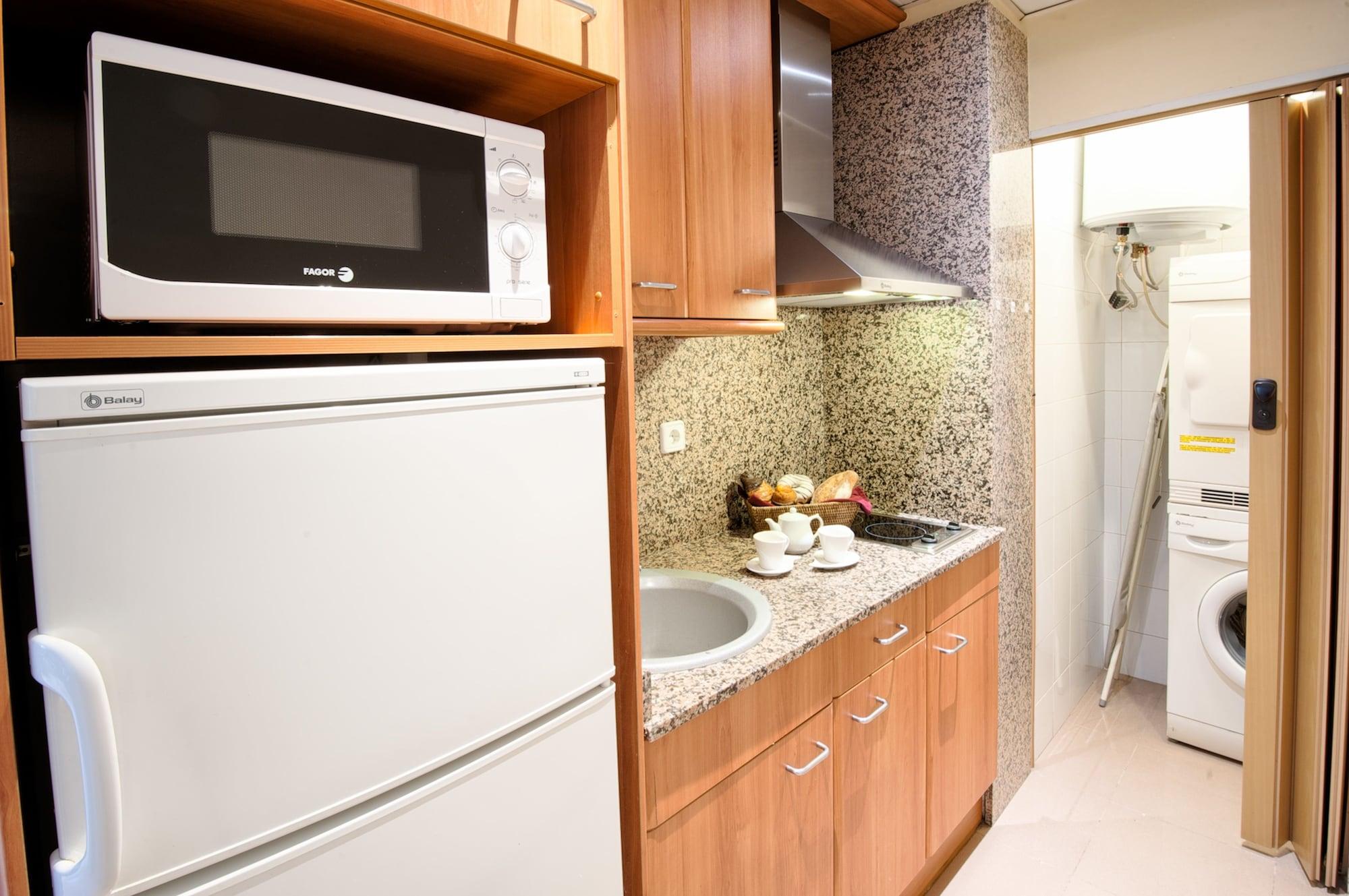 Apartments Sata Park Guell Area Барселона Екстериор снимка