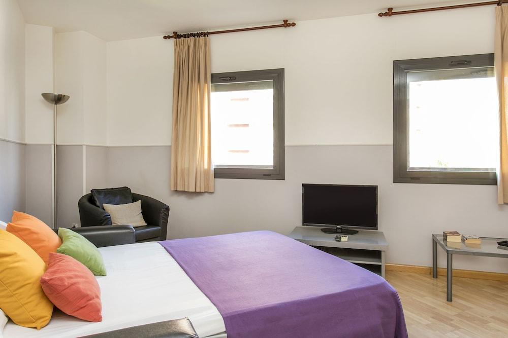 Apartments Sata Park Guell Area Барселона Екстериор снимка