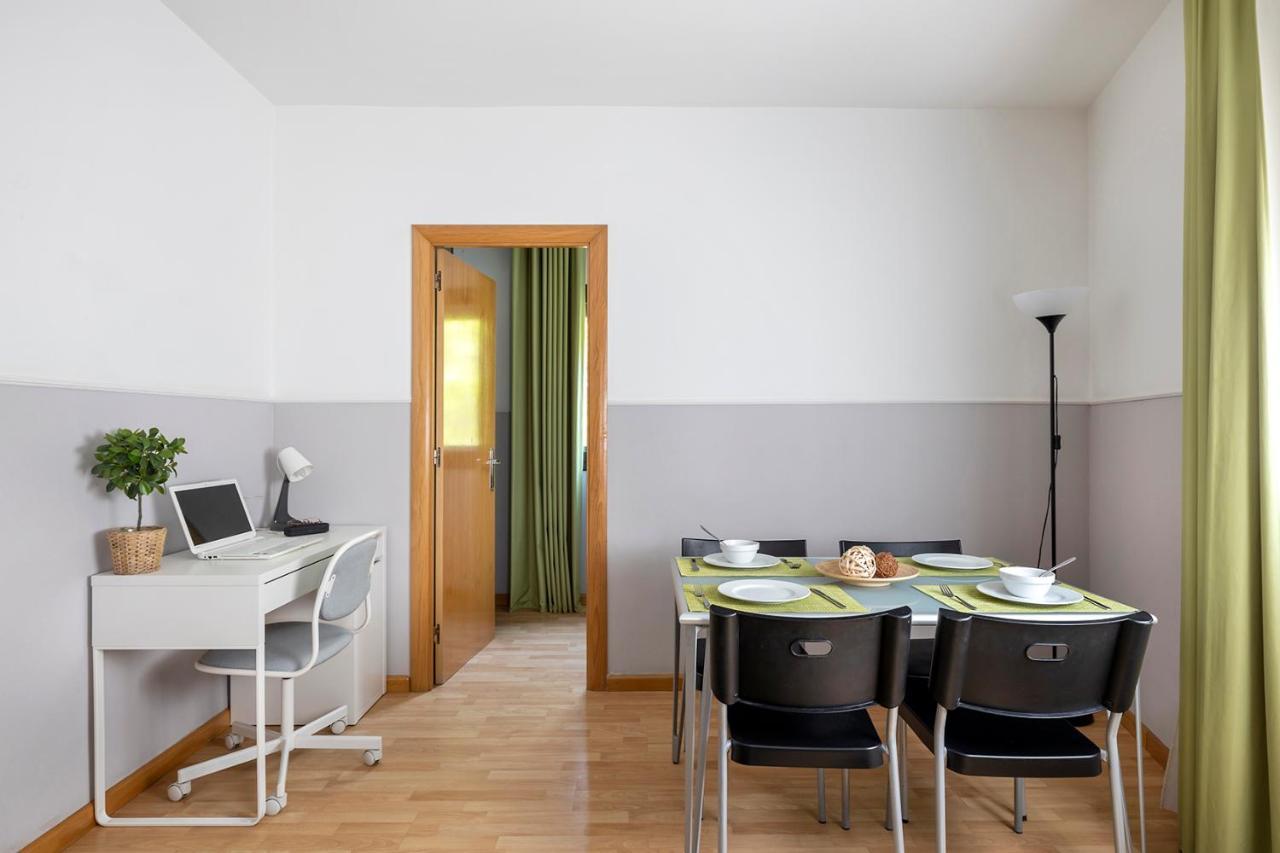 Apartments Sata Park Guell Area Барселона Екстериор снимка