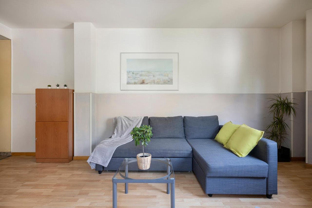 Apartments Sata Park Guell Area Барселона Екстериор снимка