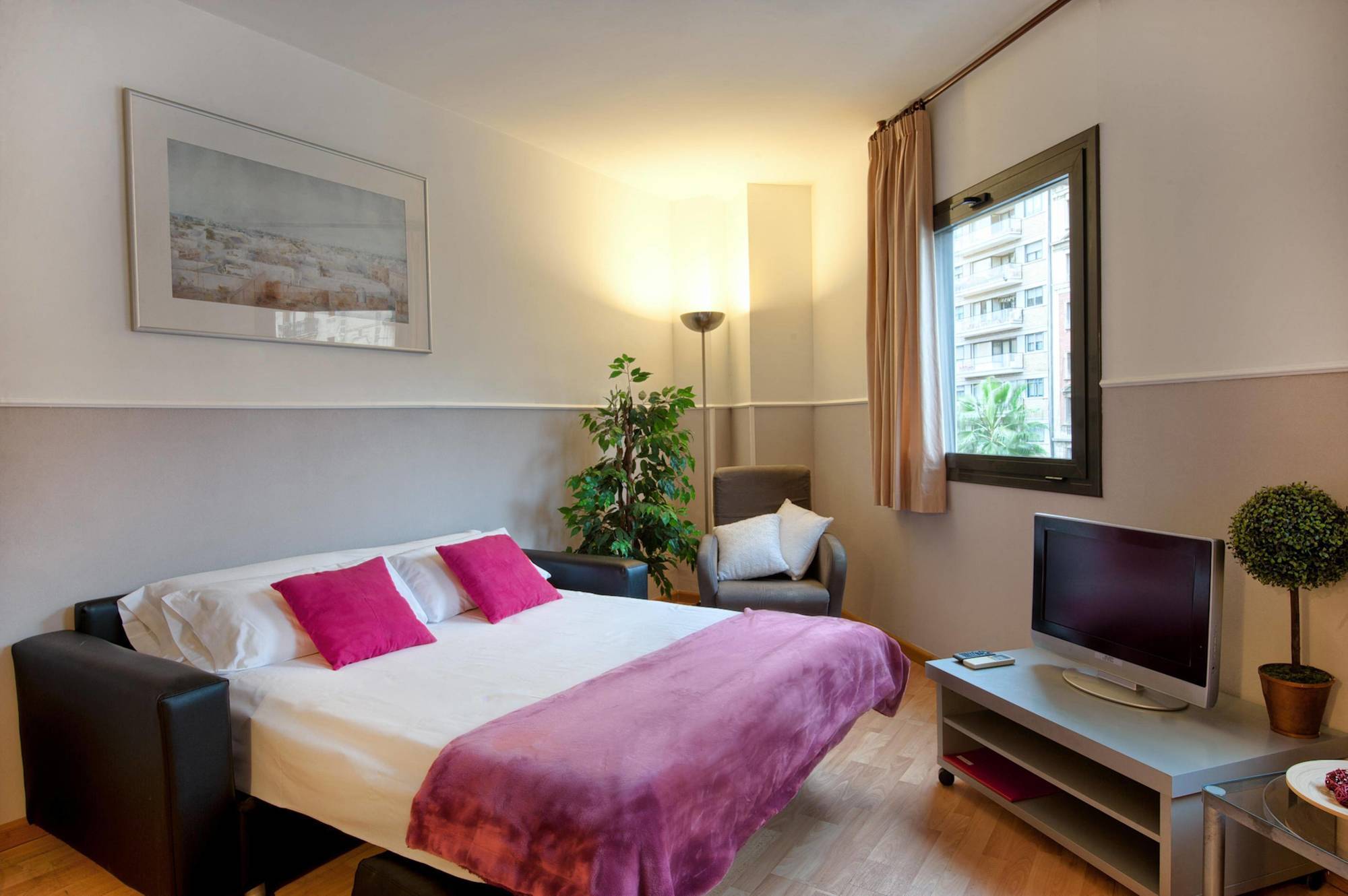 Apartments Sata Park Guell Area Барселона Екстериор снимка